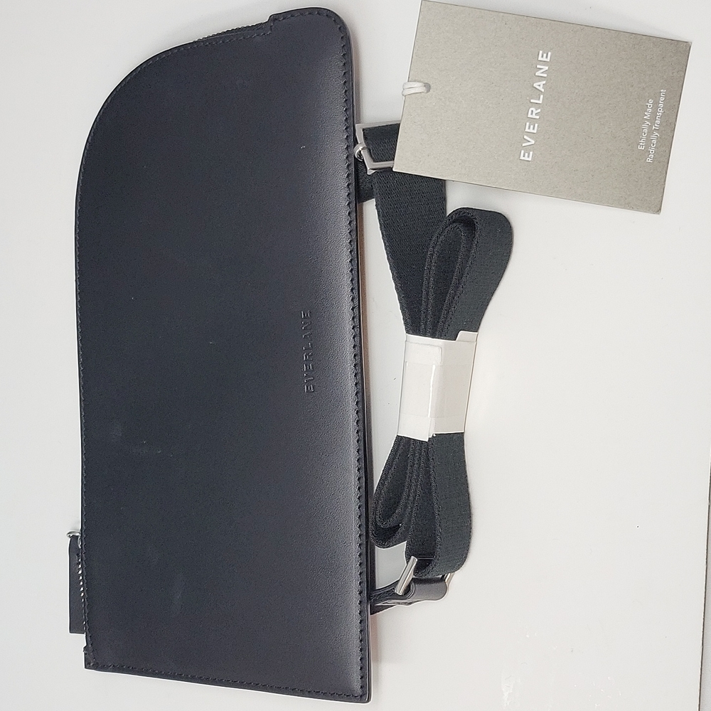NWOT Everlane Italian Leather Sling Bag